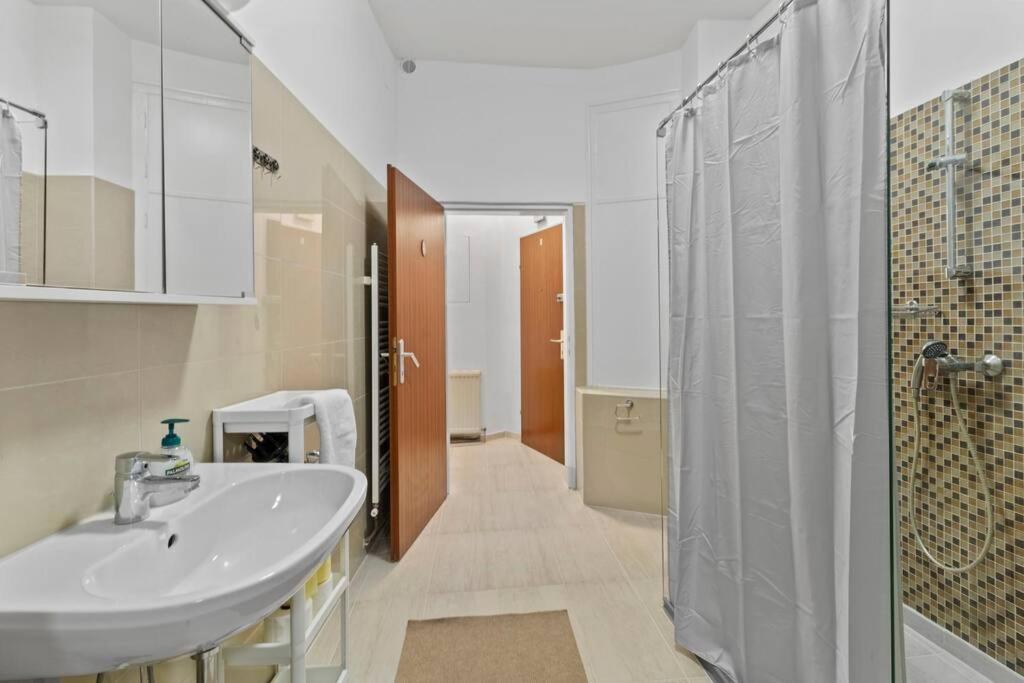 Modern Apartment Close To Center - 2Br Vídeň Exteriér fotografie